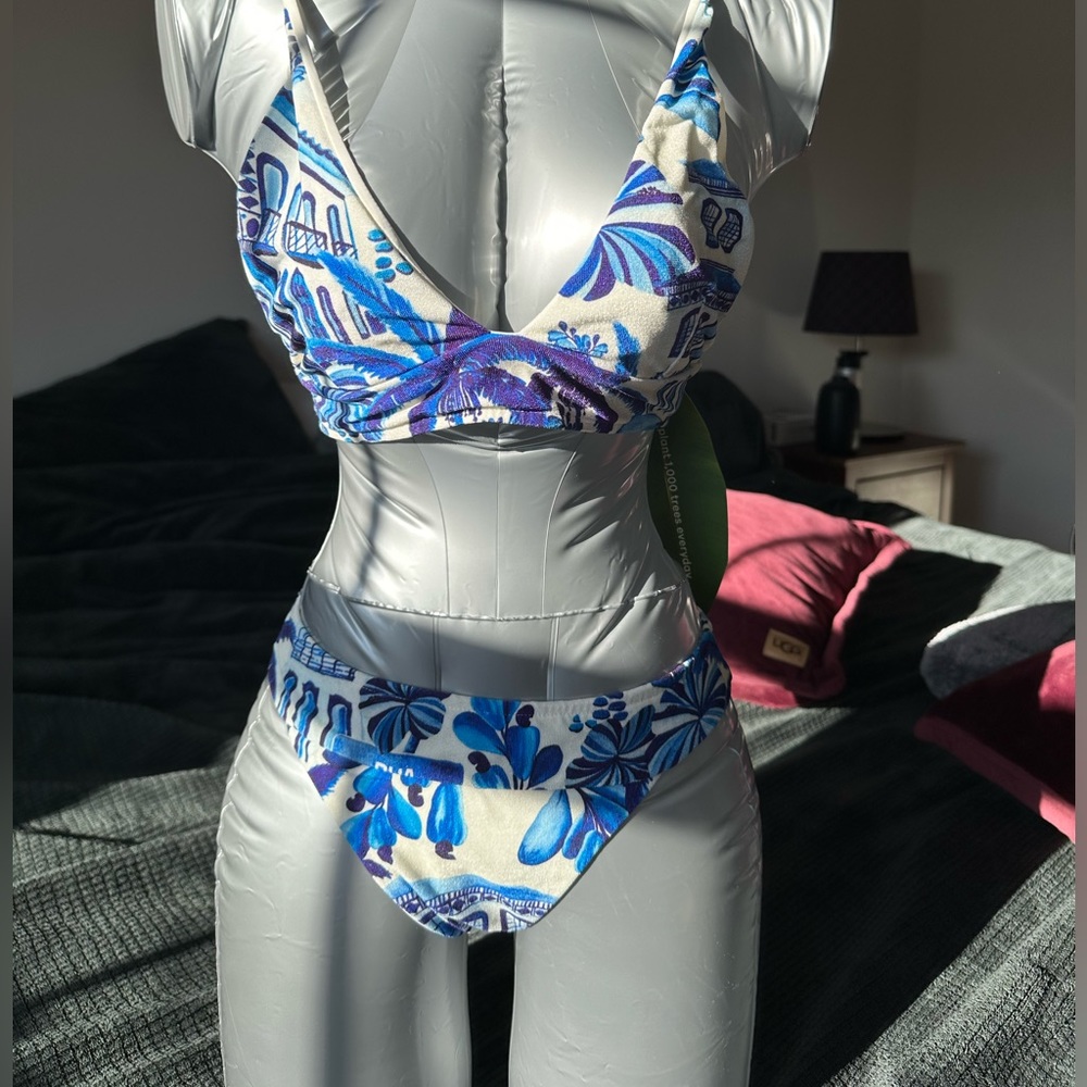 Farm Bikini never new with tags